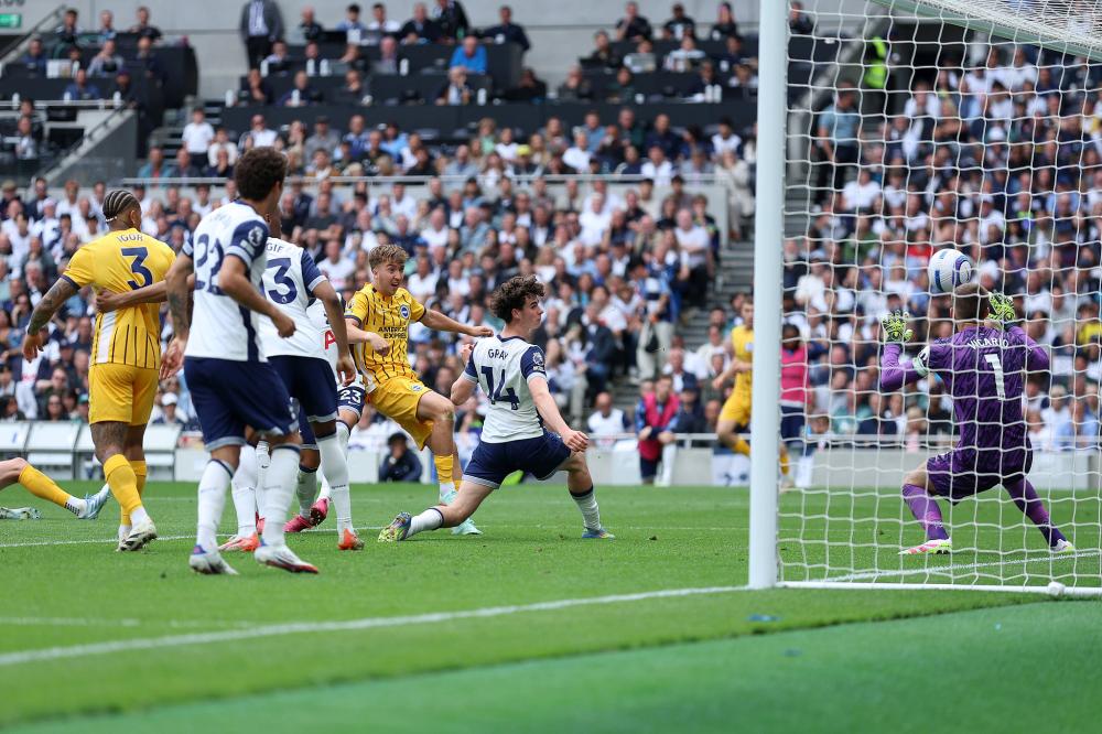 萨拉赫将被提供丰厚的利物浦离队机会“仅在一个条件下”