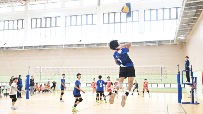 快船总裁弗兰克揽责：我为快船的糟糕战绩承担责任，没人责怪保罗