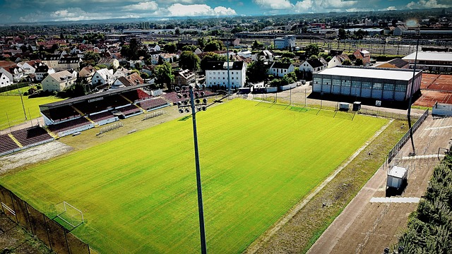 中国女足出战英格兰女足名单：王霜、吴海燕领衔，张琳艳在列